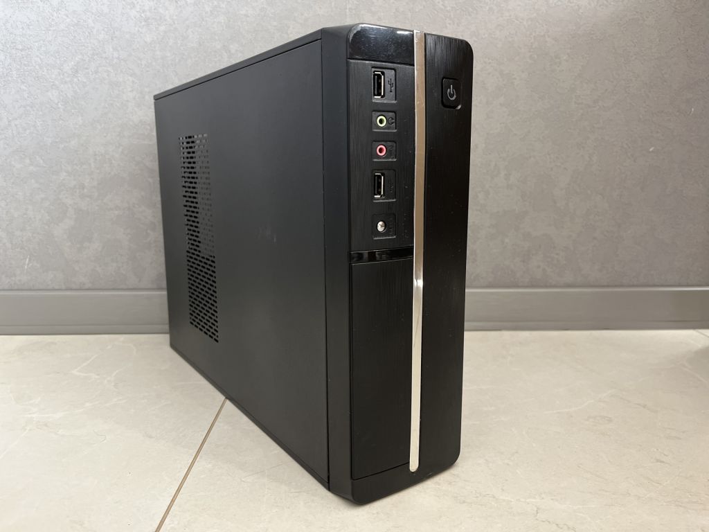 Компьютерный корпус компактный micro-ATX черный дефект - фото фото фото 0
