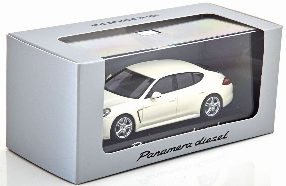 Minichamps 1:43 Porsche Panamera Diesel  (2012) white - фото фото фото 2