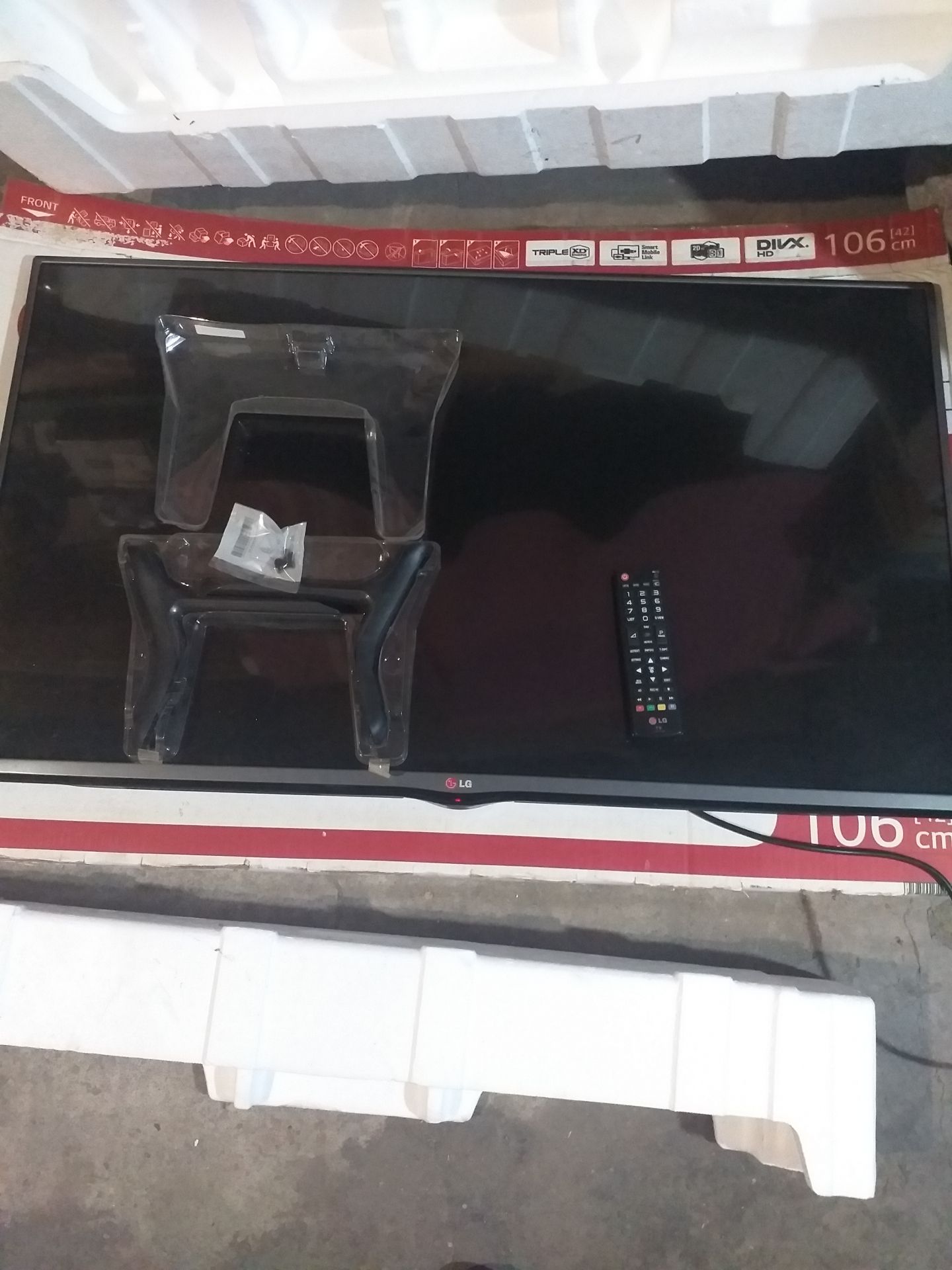 Телевизор LG42LB620V Битая матрица! - фото фото фото 0