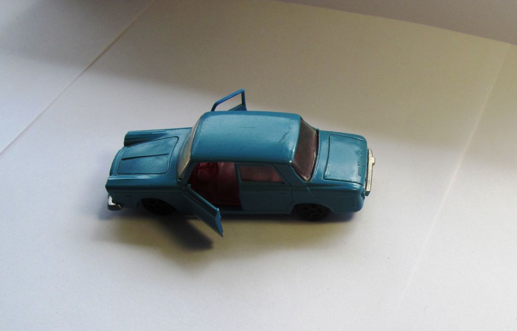 Lancia Flavia  модель 1:43 СССР ремейк 1:43 - фото фото фото 8