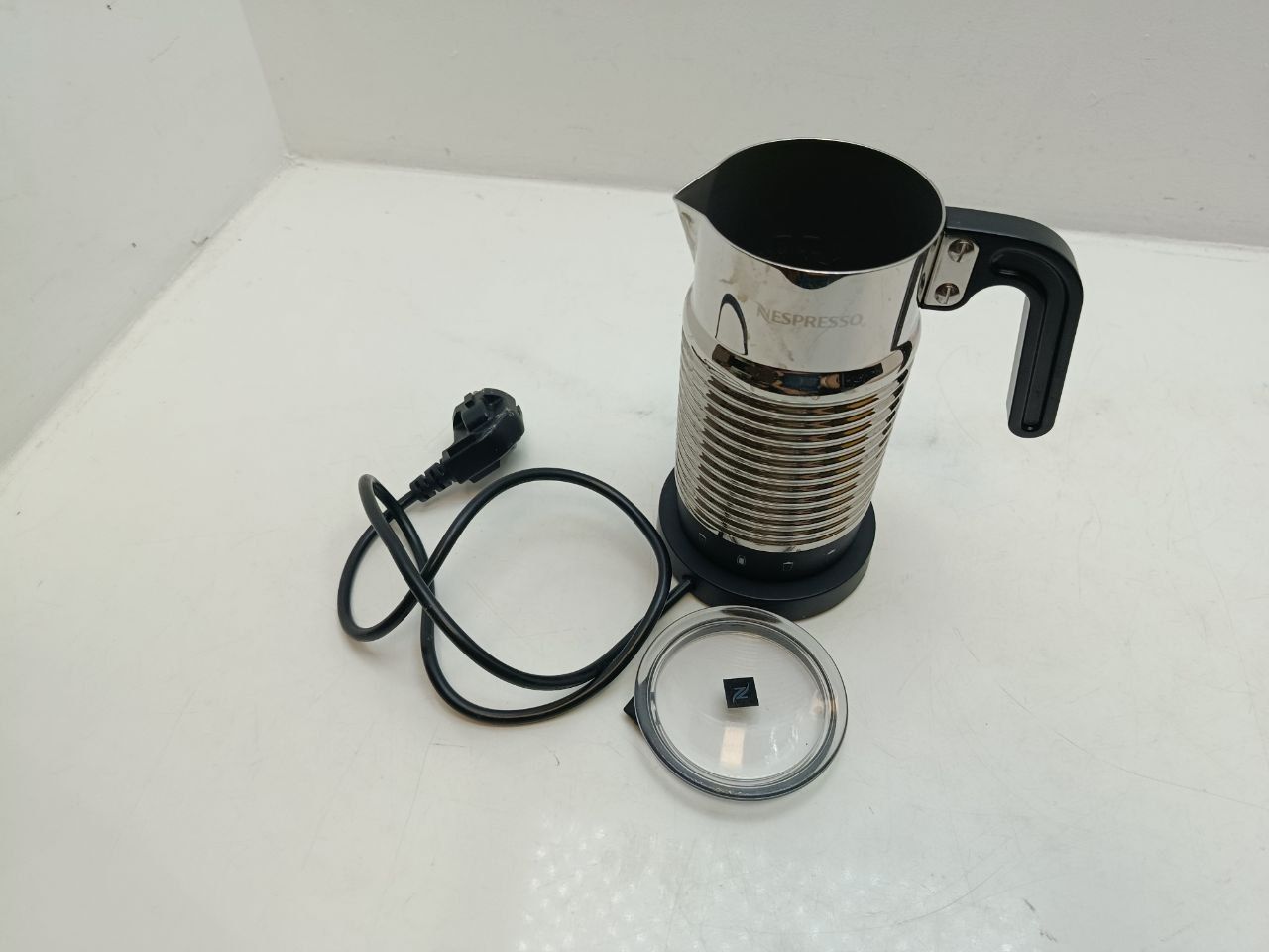Спінювач молока        (Капучинатор) Nespresso Aeroccino — З ПРУЖИНКОЮ - фото фото фото 2