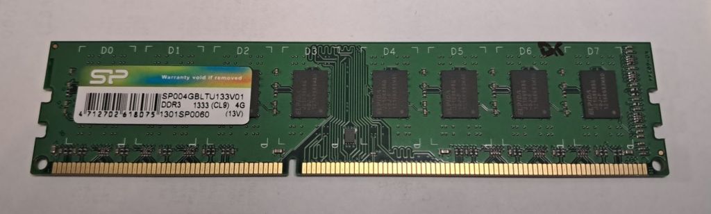 Оперативна пам'ять Silicon Power DDR3 4GB 1333MHz PC3-10600 CL9  (SP004GBLTU133V01) Робоча - фото фото фото 0