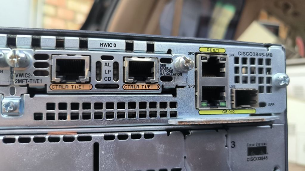 Маршрутизатор Cisco 3845-MB V05 +VWIC2 2MFT-T1/E1 - фото фото фото 2