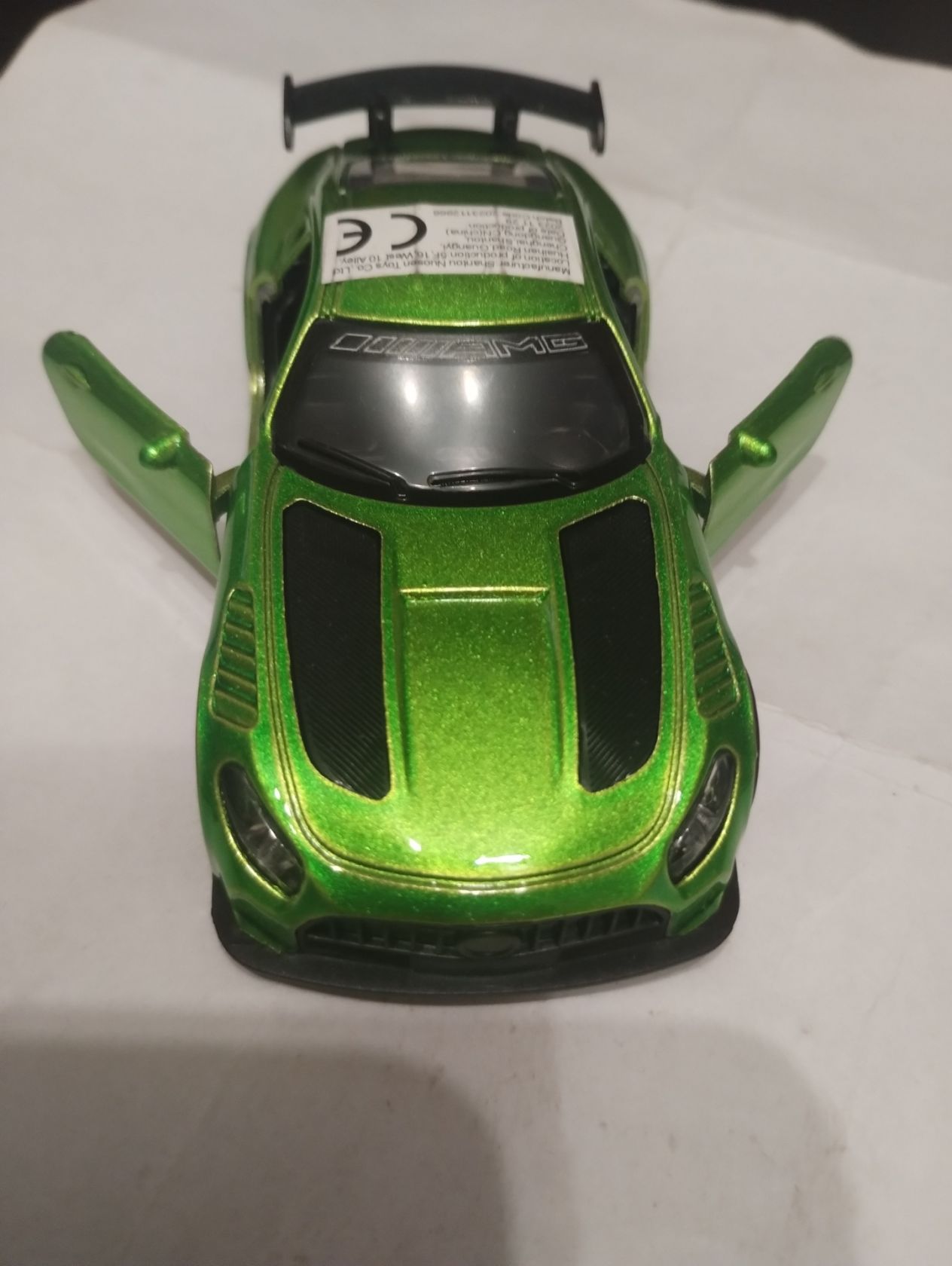 Іграшкова металева машинка, колекційна,модель спорткар Mercedes-AMG GT    (зеленого цвета)    , розмір 1/36 - фото фото фото 8