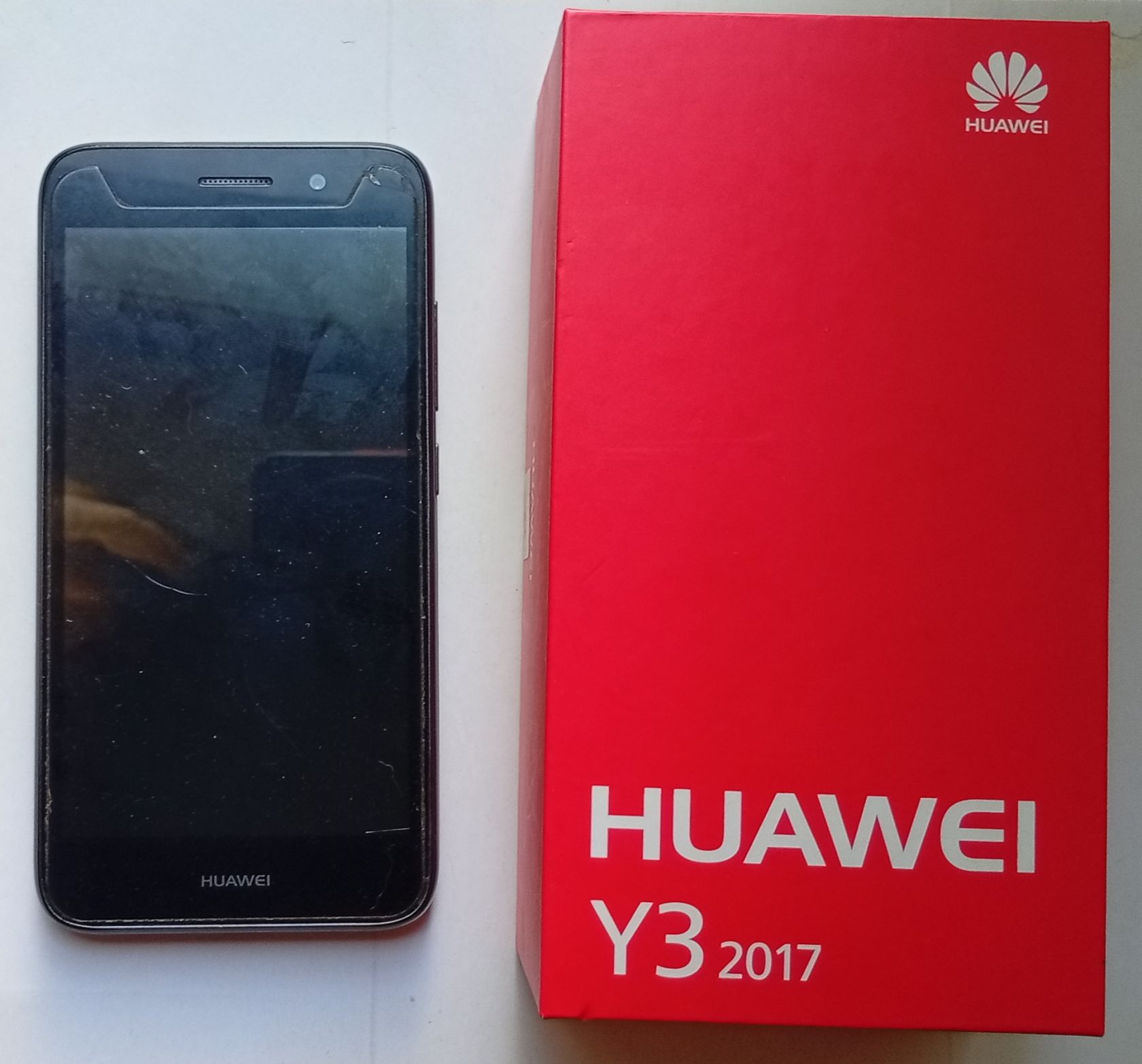 Смартфон Huawei CRO-U00   (б/у) - фото фото фото 0