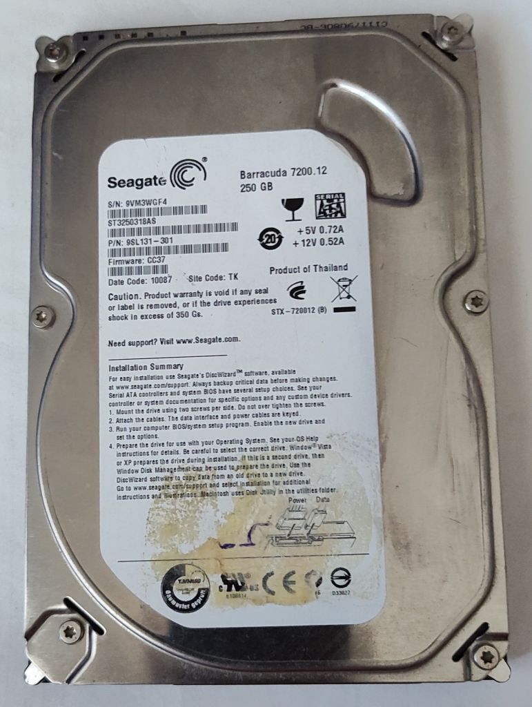 Жорсткий диск SATA Seagate Barracuda 7200.12 ST3250318AS 3.5 SATA II 250Гб - фото фото фото 0