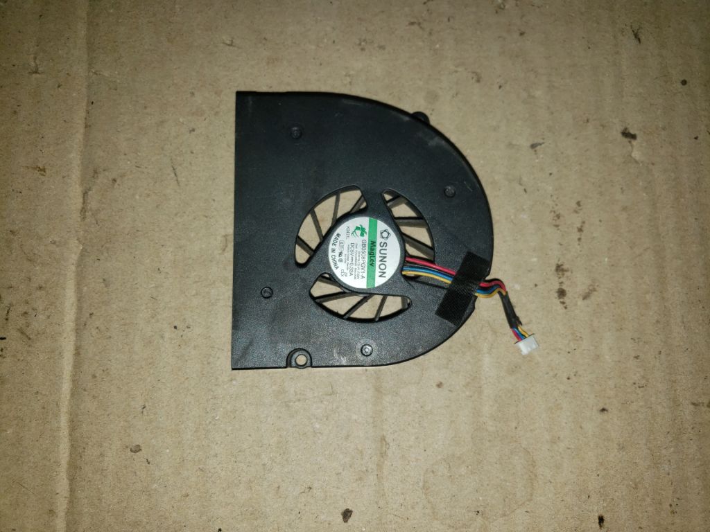 cooler-вентилятор ноутбука Dell XPS 1640 1645 1647  (0W520D) - фото фото фото 0