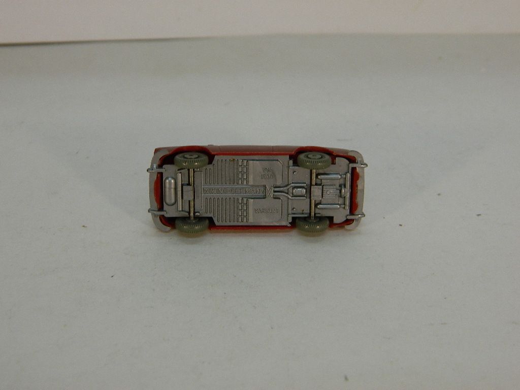 Автомобиль VW 1500 Variant. WIKING 1:87 H0  (11843) . - фото фото фото 4