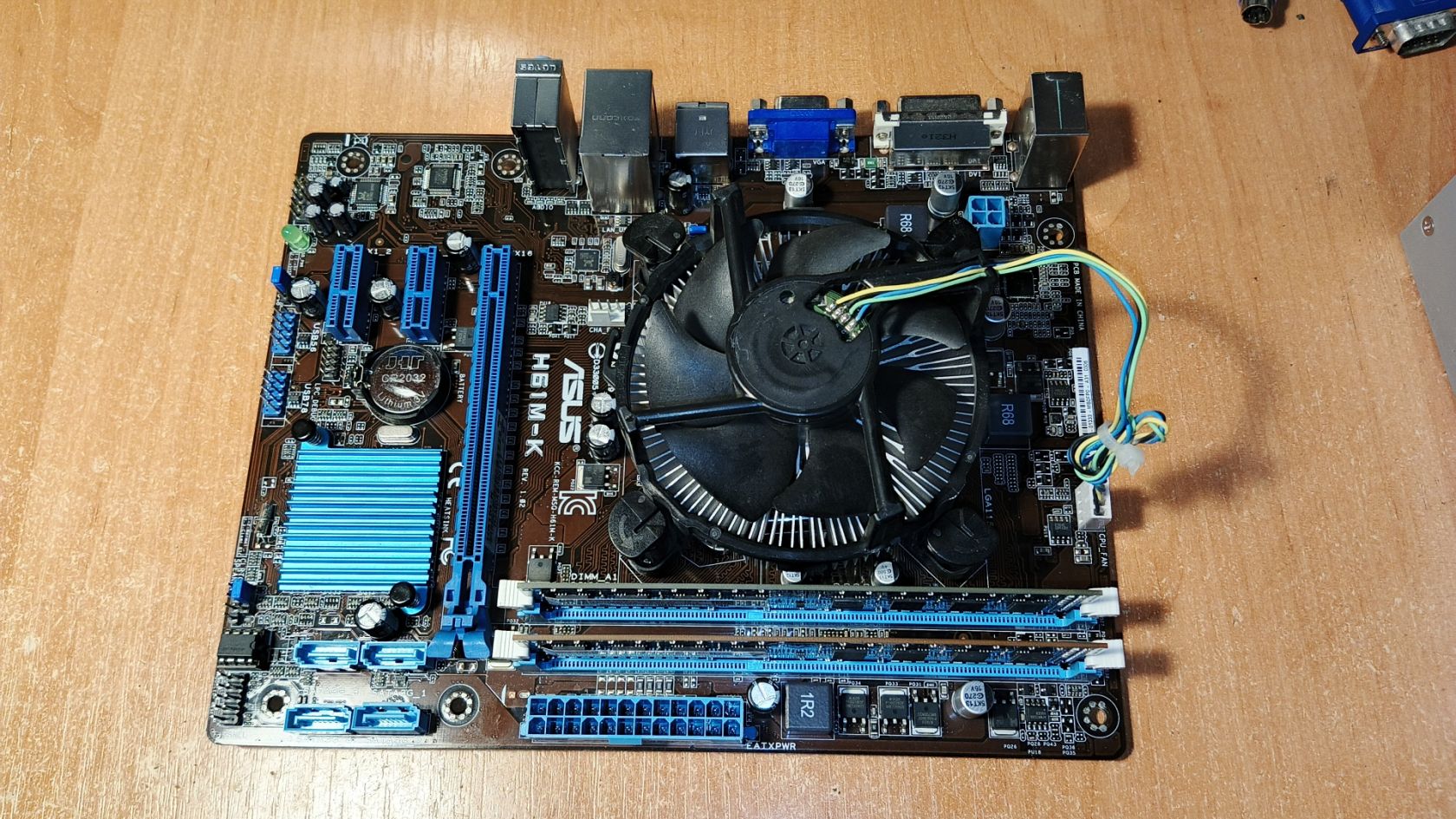 ASUS H61M-K    (s1155)+I3 3240+8Gb DDR3-1600+Cooler BOX - фото фото фото 0