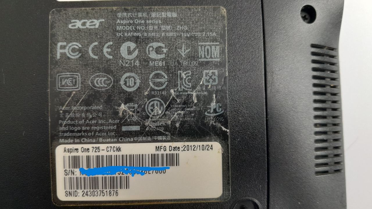 Нетбук Acer Aspire One 725 несправна матриця - фото фото фото 6