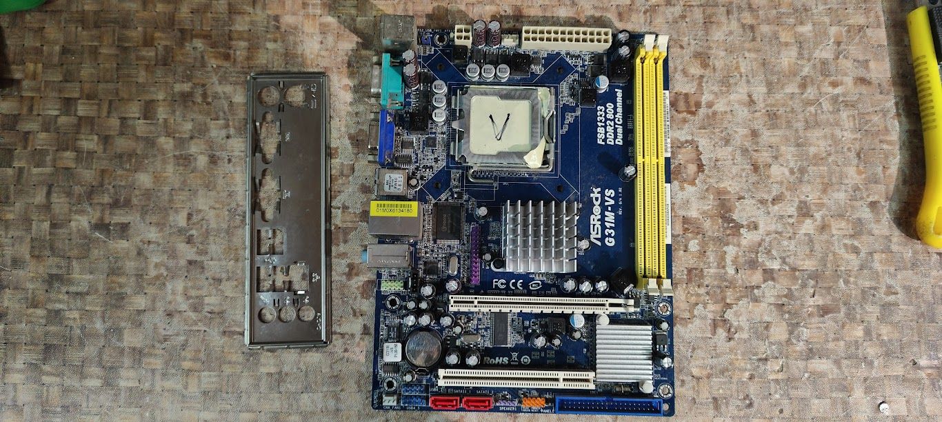 Мат. плата ASRock G31M-VS LGA775 G31 PCI-E+SVGA+LAN SATA MicroATX 2DDR2 № 231610107 - фото фото фото 0
