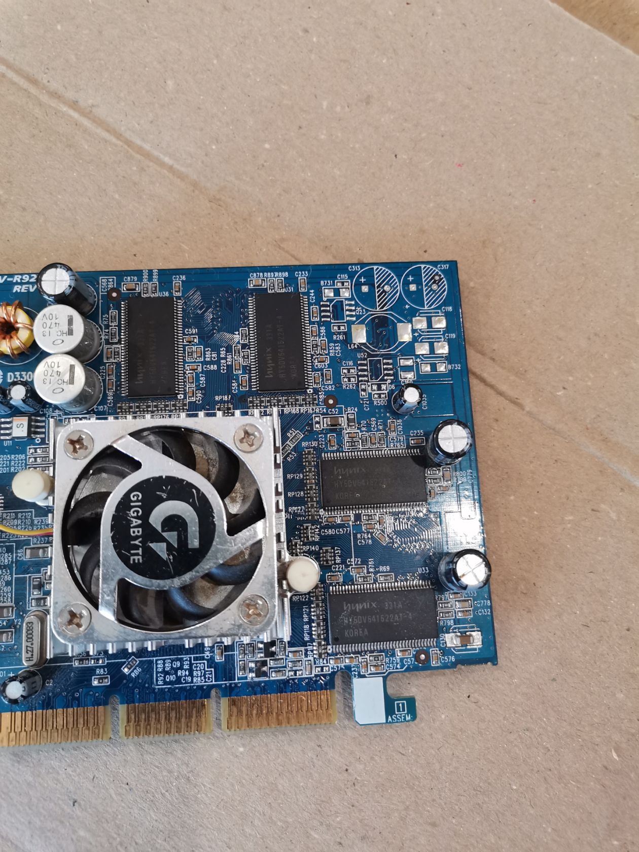 Видеокарта Gigabyte GV-R9264DH AGP 8X - фото фото фото 4