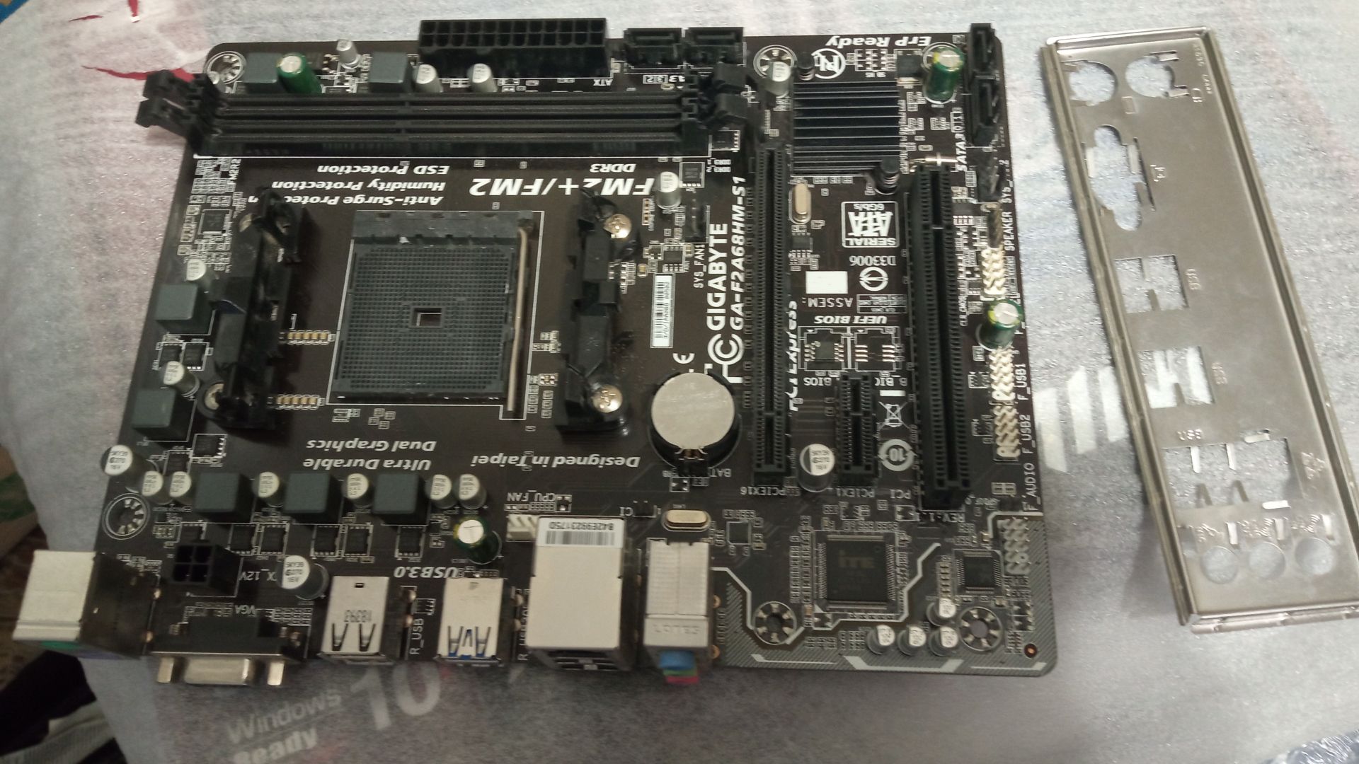 Материнская плата Gigabyte GA-F2A68HM-S1 ,Rev1.1                                                                                                                                                                 (sFM2/FM2+, AMD A68H, PCI-Ex16) - фото фото фото 1