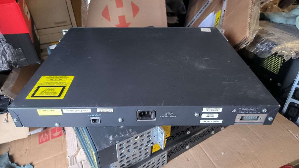 Комутатор Cisco WS-C3560G-48PS-S POE - фото фото фото 2