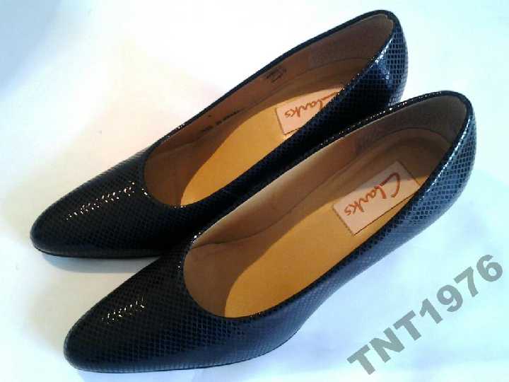 37-37,5≈ Женские кожаные туфли Clarks - фото фото фото 0