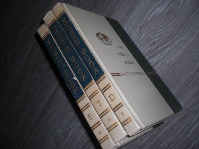 The World Book Encyclopedia 3 книги Энциклопедия - фото фото фото 1