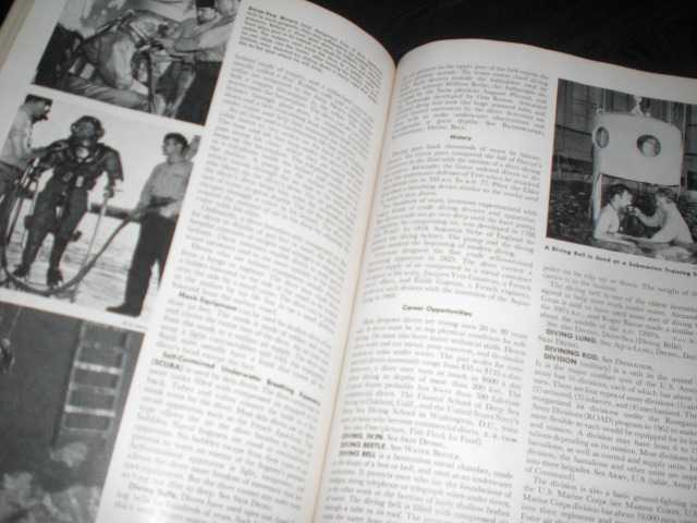 The World Book Encyclopedia 3 книги Энциклопедия - фото фото фото 2
