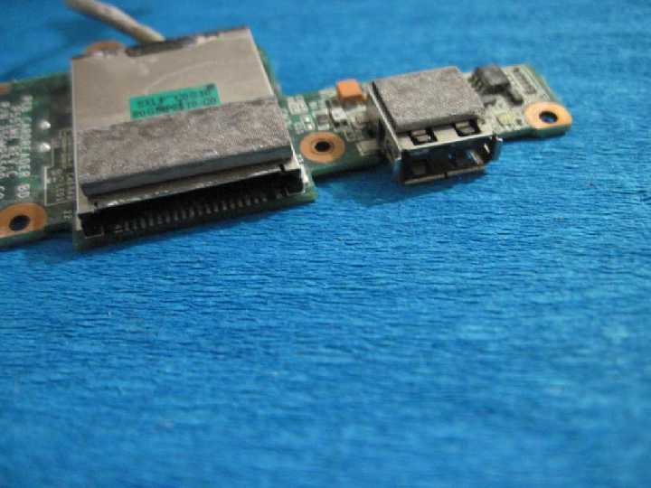 USB и картридер Fujitsu Siemens Pi2530 - фото фото фото 4
