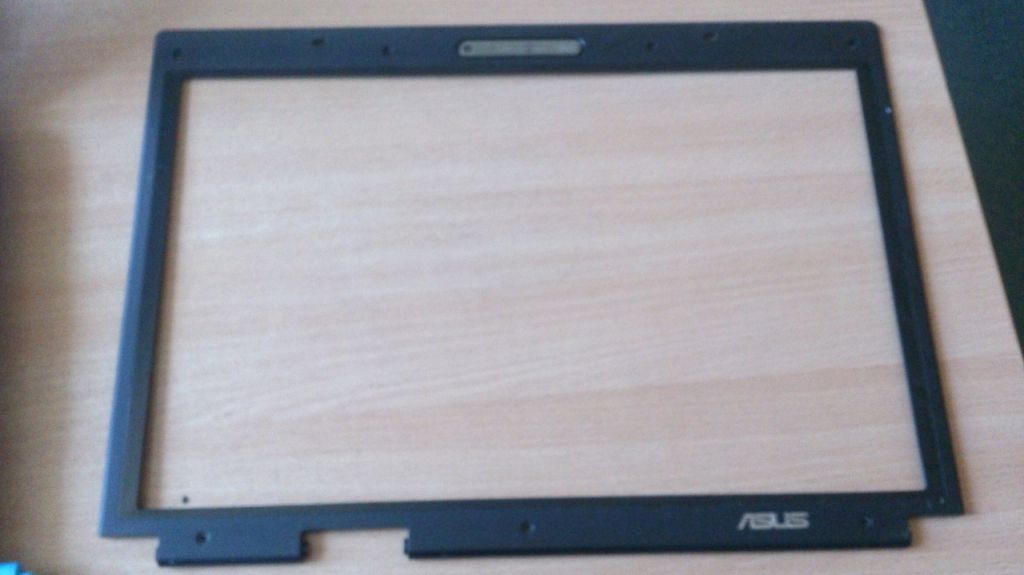 Рамка матрицы  для  ноутбука  Asus PRO55series б/у - фото фото фото 0