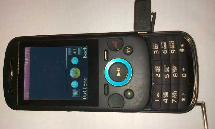 Sony Ericsson W200,3 сим- карты! .Читать условия! - фото фото фото 2