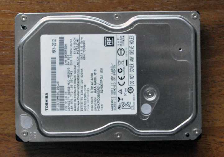 Жесткий диск Hitachi 3,5" 500Gb SATA - фото фото фото 0