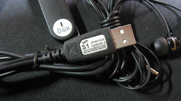 Модем USB 720  Кабель USB Samsung  Наушники - фото фото фото 2