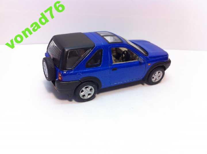 1/43 LAND ROVER FREELANDER. Cararama - фото фото фото 4