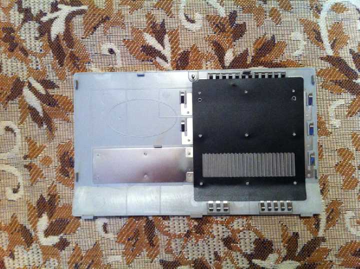 крышка сервисная  Sony VAIO VGN-N21S , PCG-7X1M - фото фото фото 1