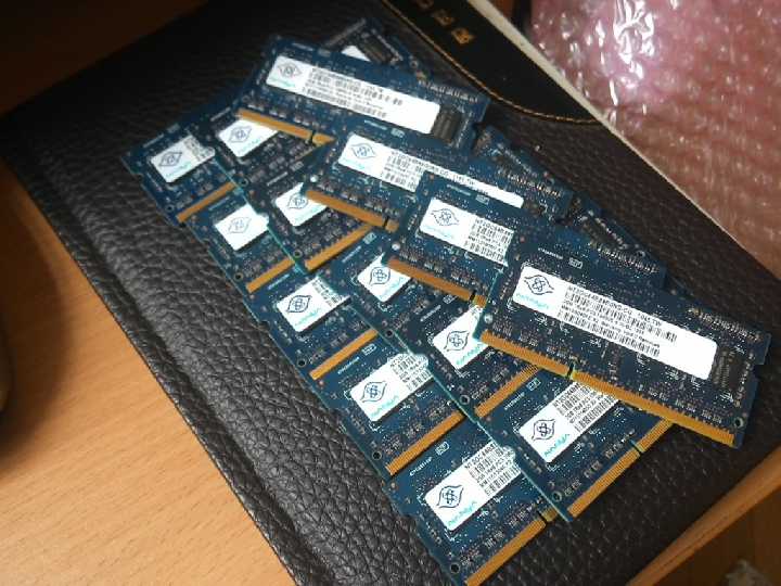 2GB DDR3 1333MHz PC3-10600s SO-DIMM - РАЗНЫЕ ПРОИЗВОДИТЕЛИ - фото фото фото 0