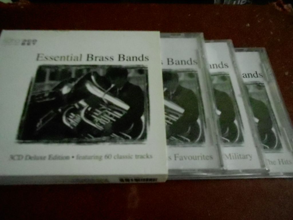 Essential Brass Bands 3CD фирменный б/у - фото фото фото 2