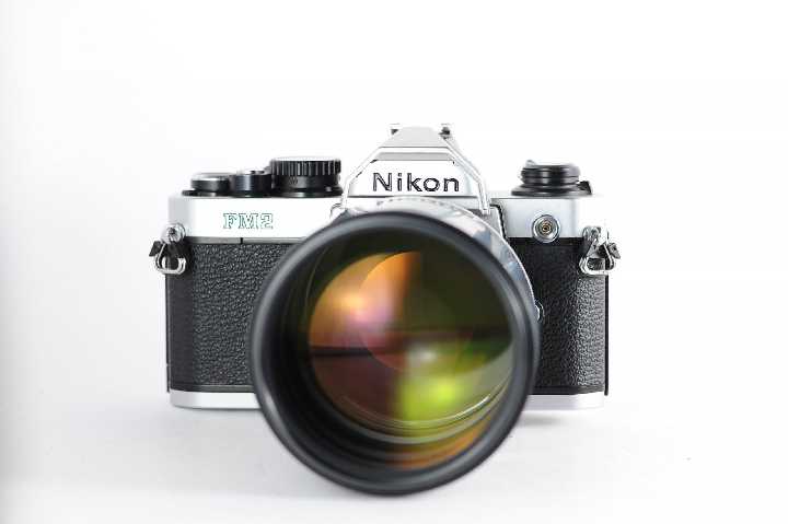 Nikon NIKKOR 135mm F/2.0 AIS - як новий! - фото фото фото 1