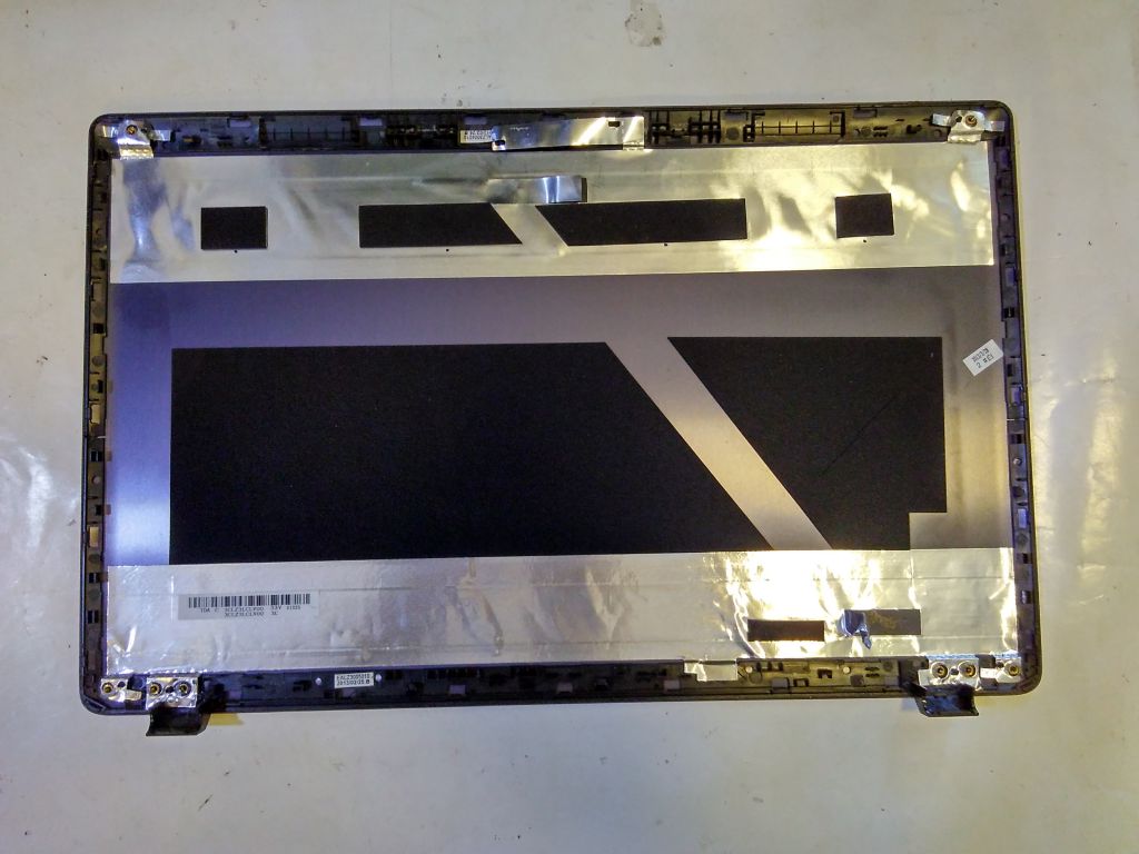 Крышка матрицы Lenovo IdeaPad Z585 - фото фото фото 0