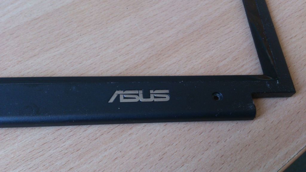 Рамка матрицы  для  ноутбука  Asus PRO55series б/у - фото фото фото 3