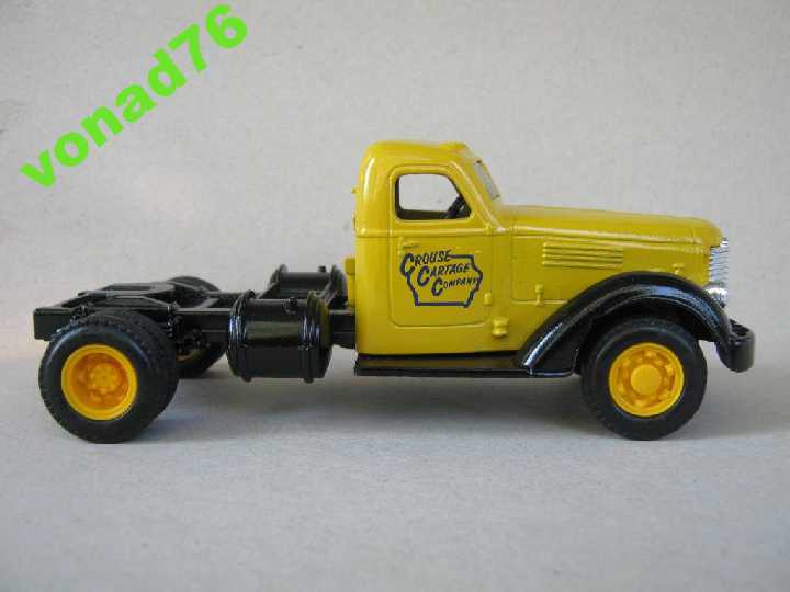 1/43 INTERNATIONAL KB-12 Cab Zugmaschine,1947,ERTL - фото фото фото 2