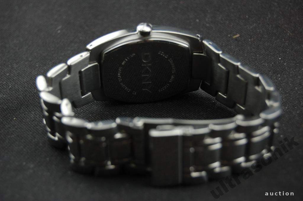 Дизайнерские часы DKNY wr50м. #NY-1130 черный циферблат Вживане - фото фото фото 2