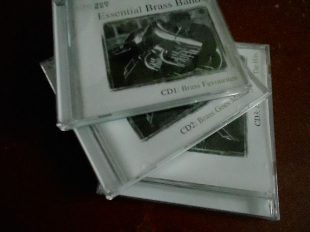 Essential Brass Bands 3CD фирменный б/у - фото фото фото 3