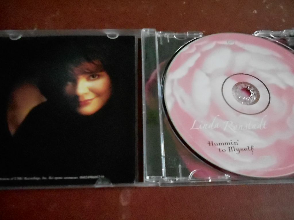 Linda Ronstadt Hummin' To Myself CD б/у - фото фото фото 2