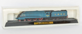 Інші Другие ^/--/^ 1:97 Steam Locomotive LNER Pacific A /--/ 4 Class Mallard №4468 1938 England, Atlas 2115206 ^_^^^ 1:97 Steam Locomotive LNER Pacific A /--/ 4 Class Mallard No /--/ 4468 1938 England, Atlas 2115206 - фото фото фото