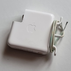 Акумулятори Аккумуляторы ^/--/^ Уцінка! Блок живлення Apple MacBook A /--/ 1435 60 /--/ W MagSafe 2 (16.5 /--/ V 3.65 /--/ A) б/в Оригінал / під відновлення ^_^^^ Блок питания SONY 45 /--/ W (19.5 /--/ V 2.3 /--/ A / 6.54.4 + PIN) VGP-AC /--/ 19 /--/ V /--/ 67 - б/у Оригинал / Зарядка для ноутбука - фото фото фото