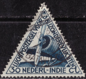 Індія Индия ^/--/^ Голландская Ост-Индия. Авиапочта  (серия) 1933 г. ^_^^^ Голландська Ост-Індія. Авіапошта (серія) 1933 - фото фото фото