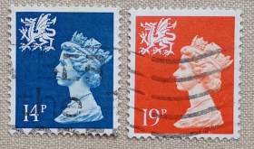 Великобританія Великобритания ^/--/^ Великобритания 1988 г - Региональные почтовые марки Уэльс. Королева Елизавета II, гаш ^_^^^ 1988 — Регіональні поштові марки Уельс. Королева Єлизавета II, гаш - фото фото фото