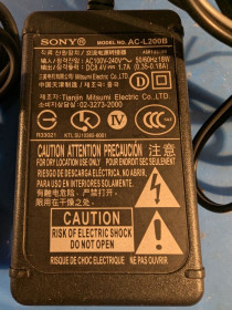 Інші комплектуючі Другие комплектующие ^/--/^ Блок питания Sony 8.4 /--/ v 1.7 /--/ A ОРИГИНАЛ БУ ^_^^^ Блок живлення Sony 8.4 /--/ v 1.7 /--/ A ОРИГІНАЛ БУ - фото фото фото