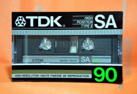Касети Кассеты ^/--/^ Аудио кассета TDK SA 90 Япония США 1985 запечатана TYPE II ^_^^^ Аудіо касета TDK SA 90 Японія США 1985 запечатана TYPE II - фото фото фото