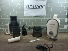 Соковижималки Соковыжималки ^/--/^ соковижималка ПРАЦЮЄ          (6159) ^_^^^ соковыжималка Работает (6159) - фото фото фото