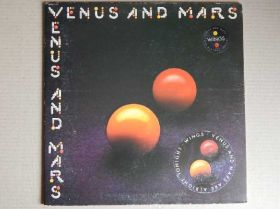 Платівки Пластинки ^/--/^ Wings ‎– Venus And Mars   (Capitol Records ‎– SMAS-11419, US) insert, poster, stiker EX+/EX+ ^_^^^ Wings – Venus And Mars (Capitol Records – SMAS-11419, US) insert, poster, stiker EX+/EX+ - фото фото фото