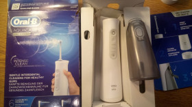 Зубні щітки Зубные щетки ^/--/^ ИРРИГАТОР Oral-b Aquacare 6 BRAUN дефект ^_^^^ ІРИГАТОР Oral-b Aquacare 6 BRAUN дефект - фото фото фото