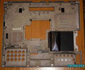 Корпуса Корпуса ^/--/^ Нижняя часть корпуса ноутбука DELL Latitude D /--/ 410 ^_^^^ Нижня частина корпусу ноутбука DELL Latitude D /--/ 410 - фото фото фото