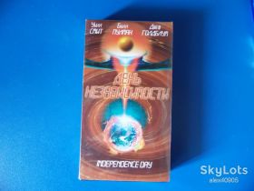 Касети Кассеты ^/--/^ День независимости - кассета VHS ^_^^^ День незалежності - касета VHS - фото фото фото