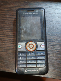 Sony, Sony Ericsson Sony, Sony Ericsson ^/--/^ ЛОТ Мобільний телефон Sony Ericsson V /--/ 630 /--/ i під відновлення або запчастини від 1 гривні БЕЗ РЕЗЕРВУ! ^_^^^ ЛОТ Мобильный телефон Sony Ericsson V /--/ 630 /--/ i под восстановление или запчасти от 1 гривны БЕЗ РЕЗЕРВА! - фото фото фото