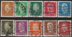 Веймарська республіка Веймарская республика ^/--/^ 1928 - Німеччина - Стандарт - Президенти Mi.410-21 _18,30 € ^_^^^ 1928 - Германия - Стандарт - Президенты Mi.410-21 _18,30 € - фото фото фото
